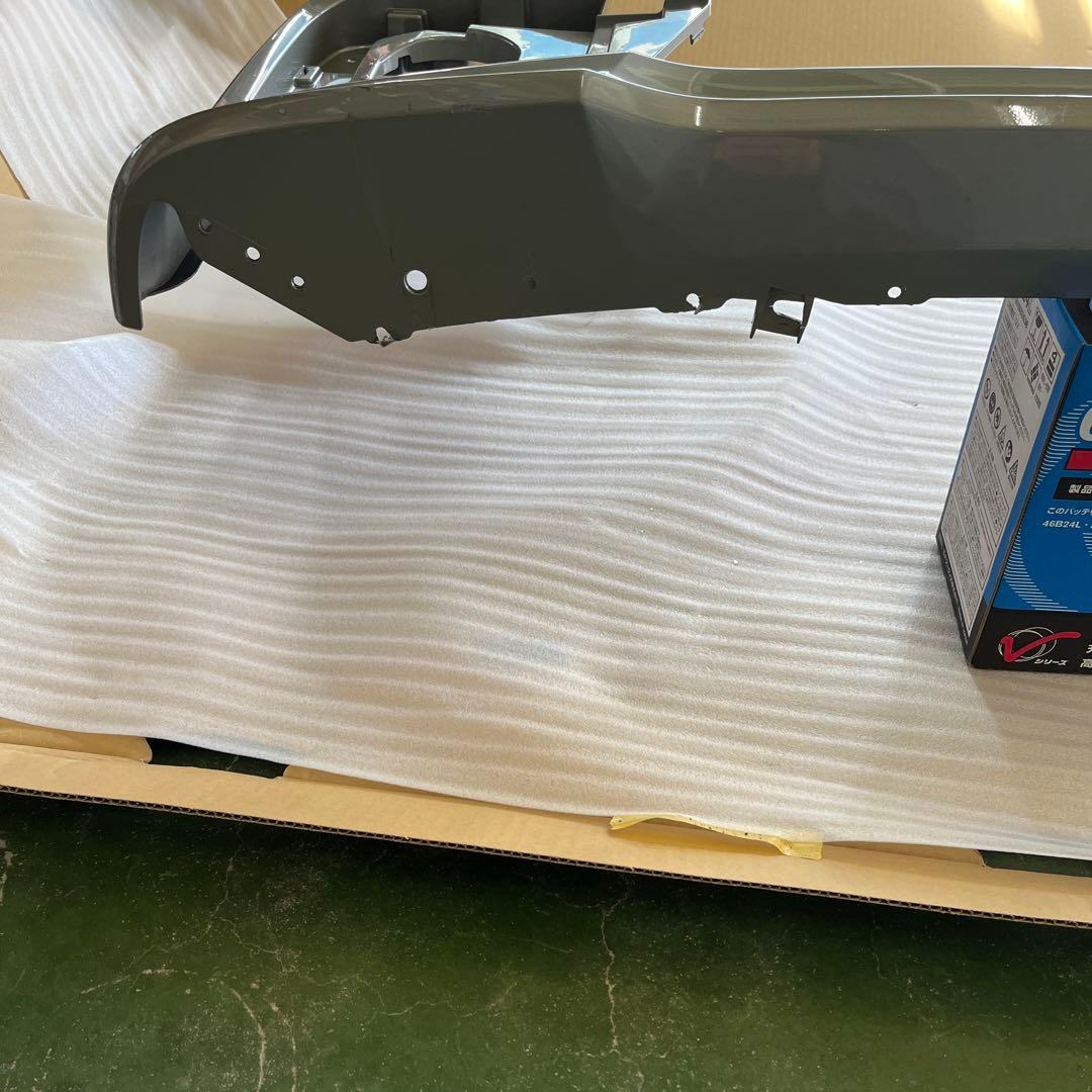 スズキ　スペーシアベース　フロントバンパー