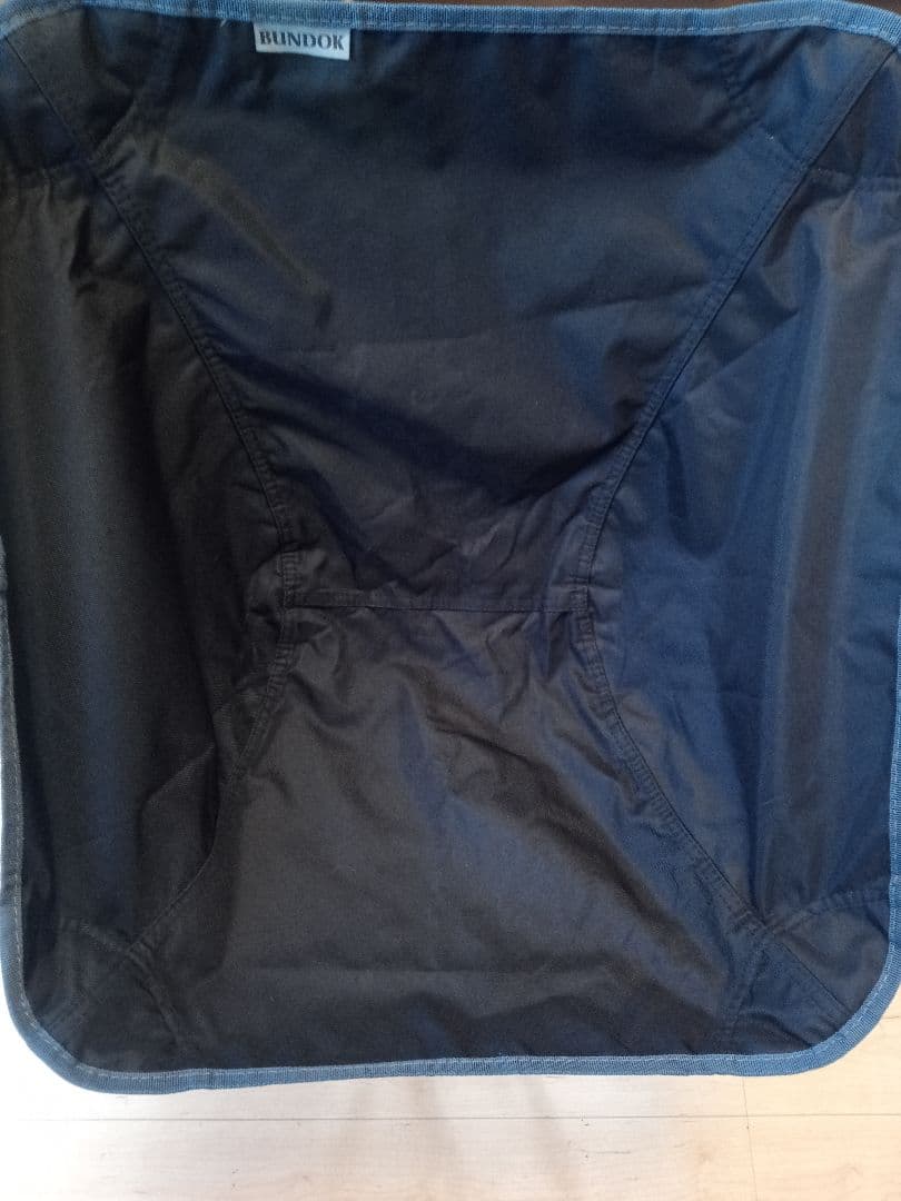 ソロキャンプにオススメ6点セット　テントやチェア、マットにテーブル付きです