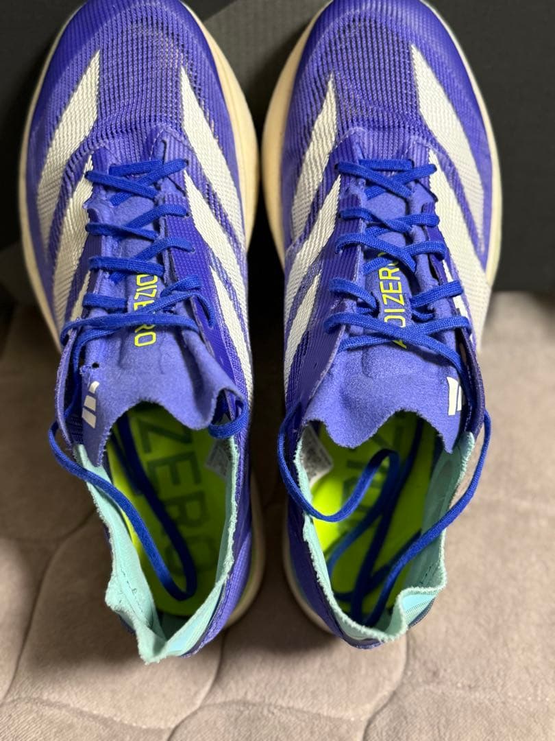 ADIZERO AVANTI 2 ブルー