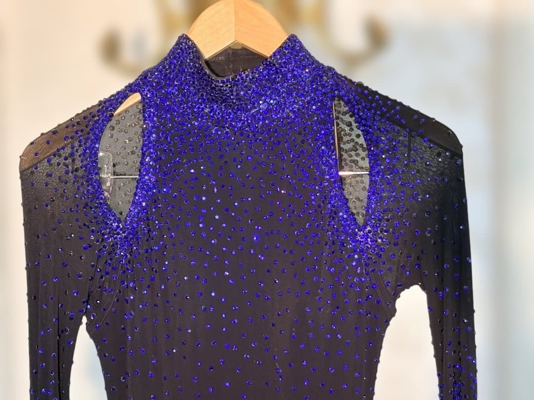 サファイア色のラインストーン装飾社交ダンスドレス