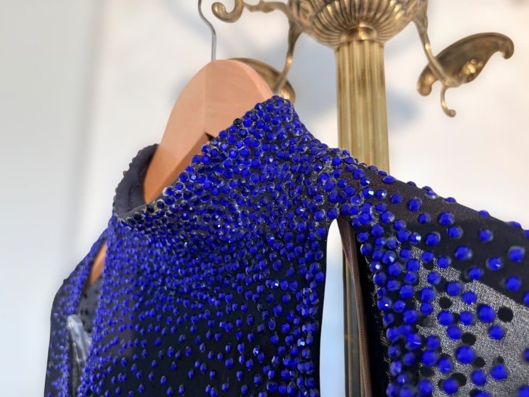 サファイア色のラインストーン装飾社交ダンスドレス