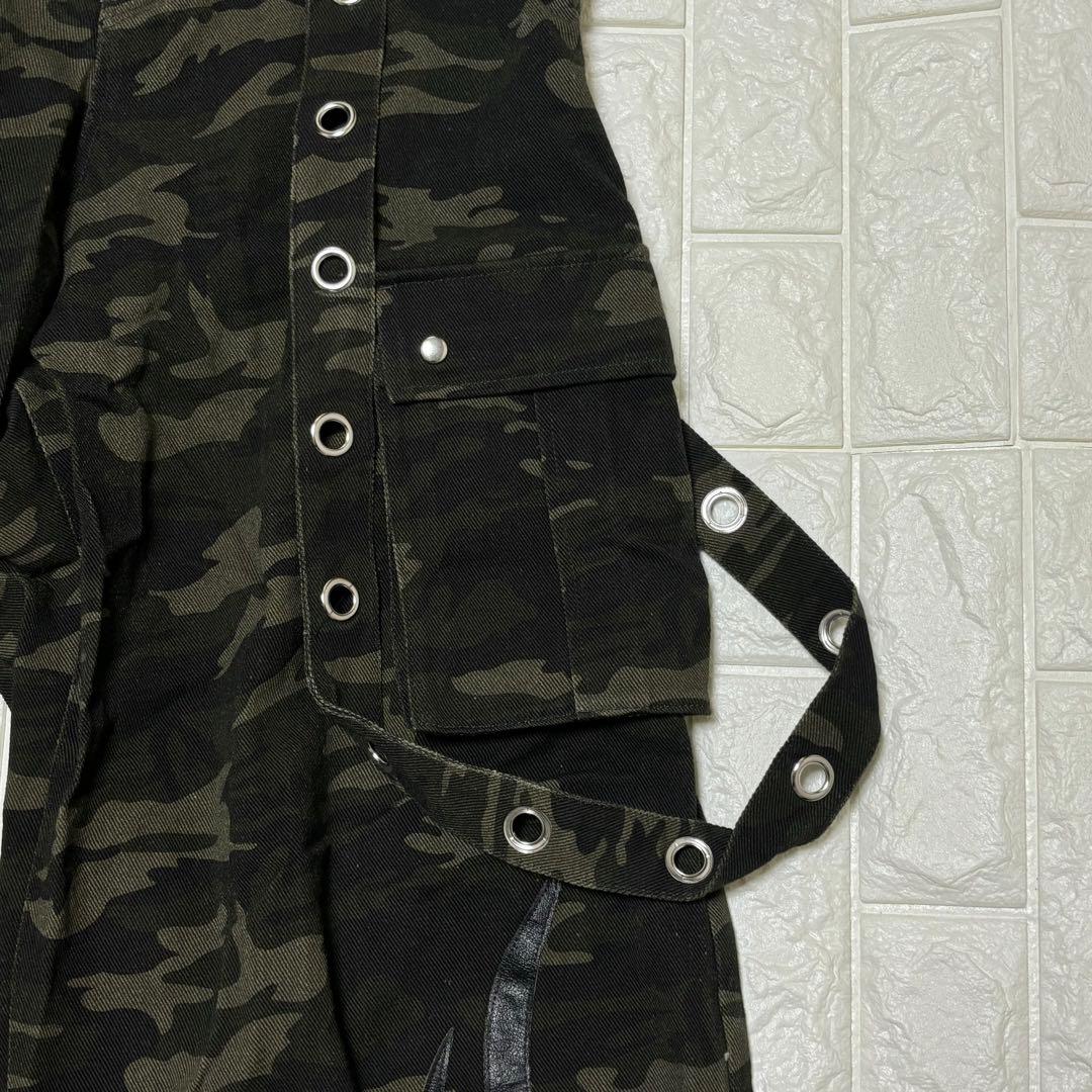 迷彩　ワイドパンツ 大きなポケット