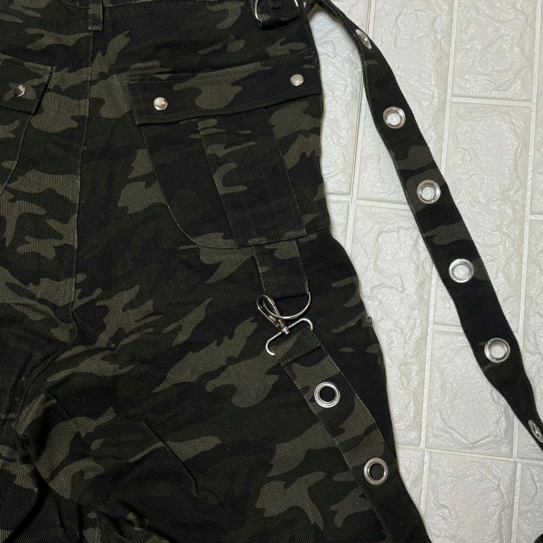 迷彩　ワイドパンツ 大きなポケット