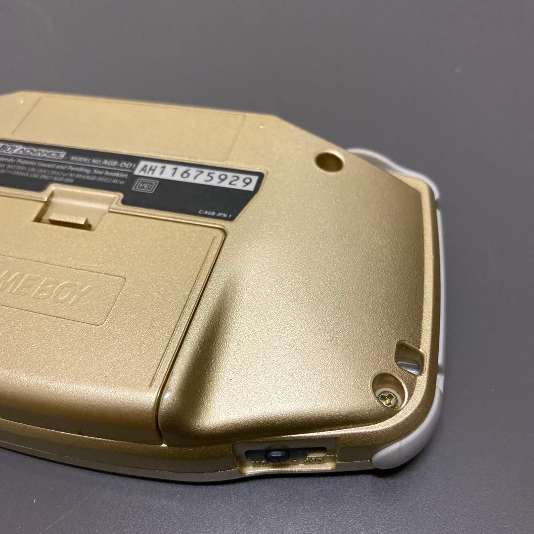[ジャンク品]ゲームボーイアドバンス　本体+カセット