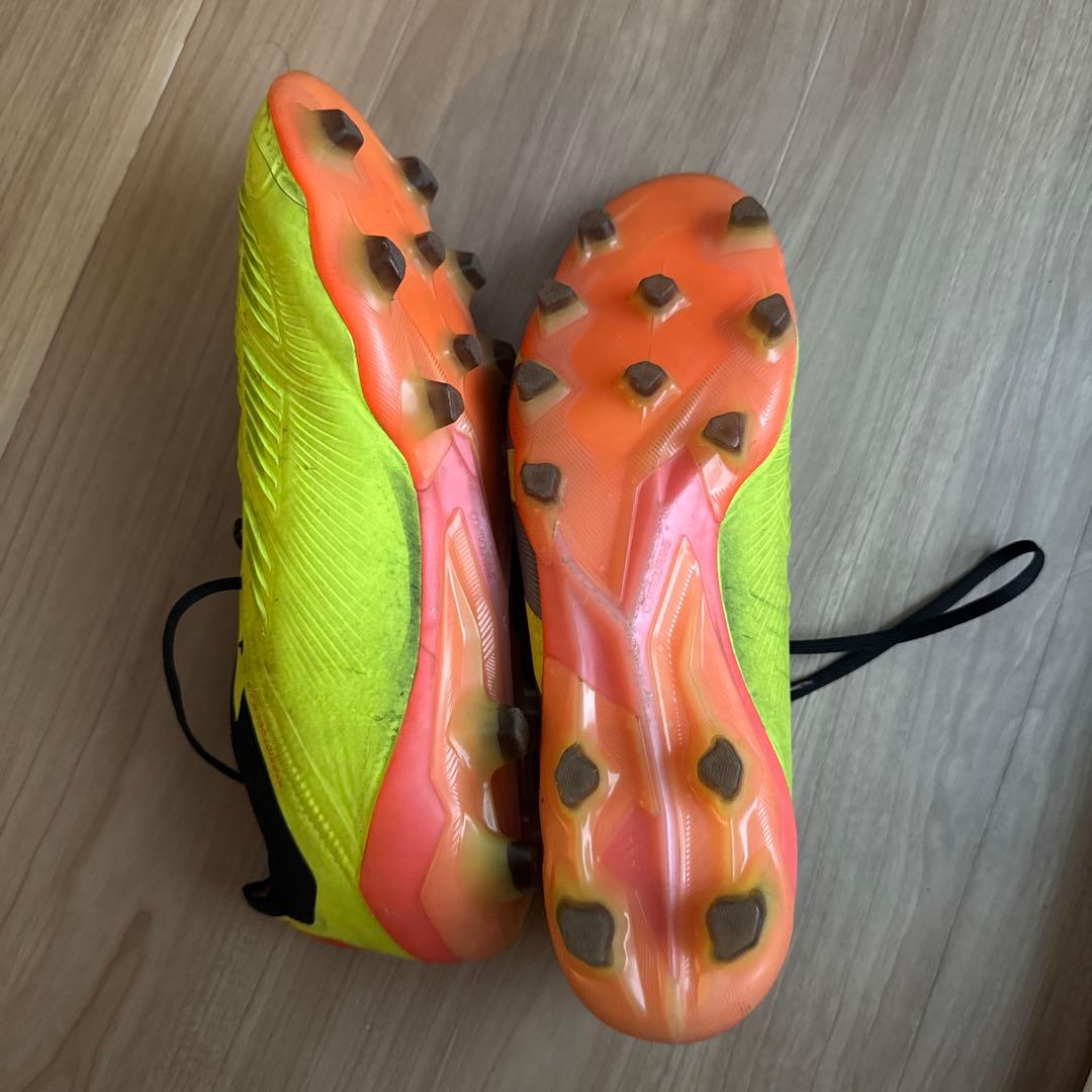 adidasプレデターエリートHG/AG