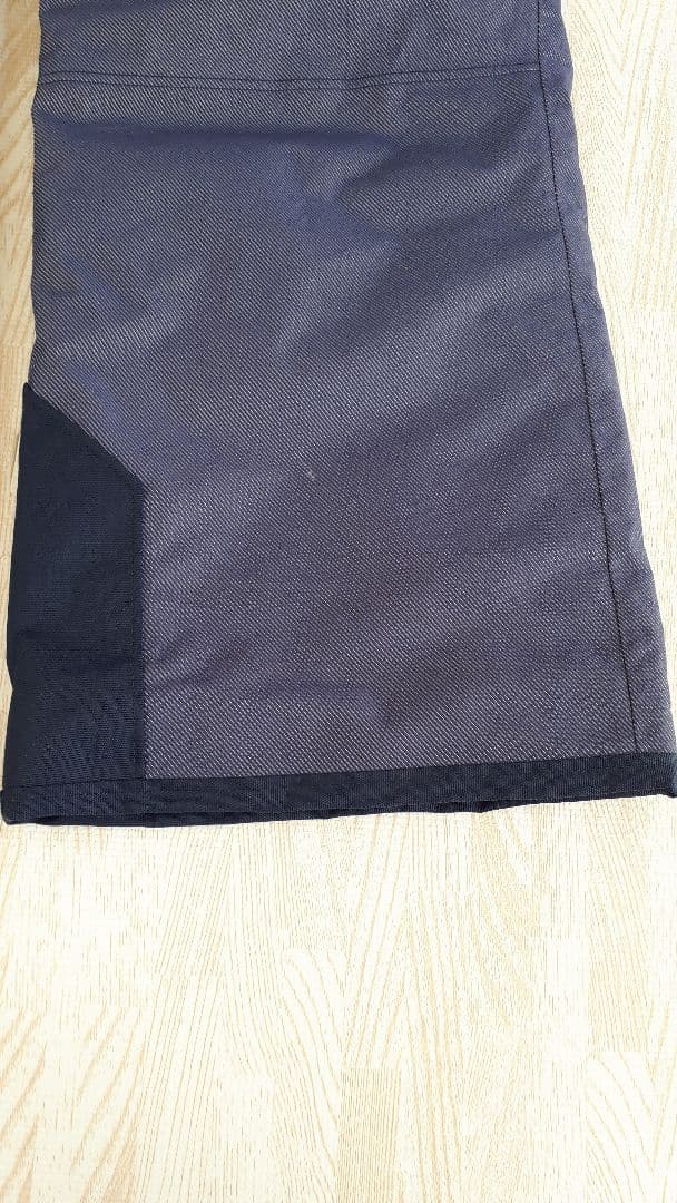 美品　ノースフェイス　スキーウェア　スノボウェア　パンツのみ