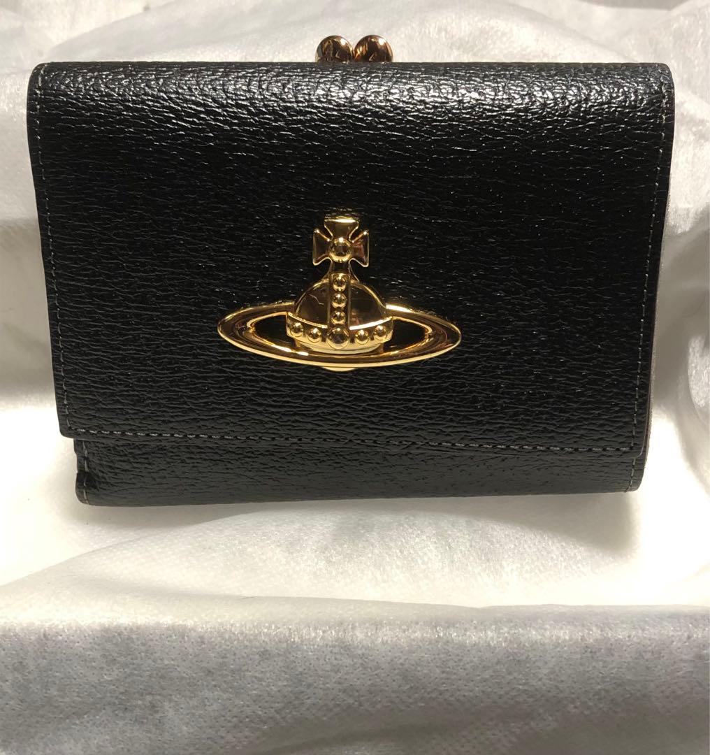 Vivienne Westwood《三つ折財布》