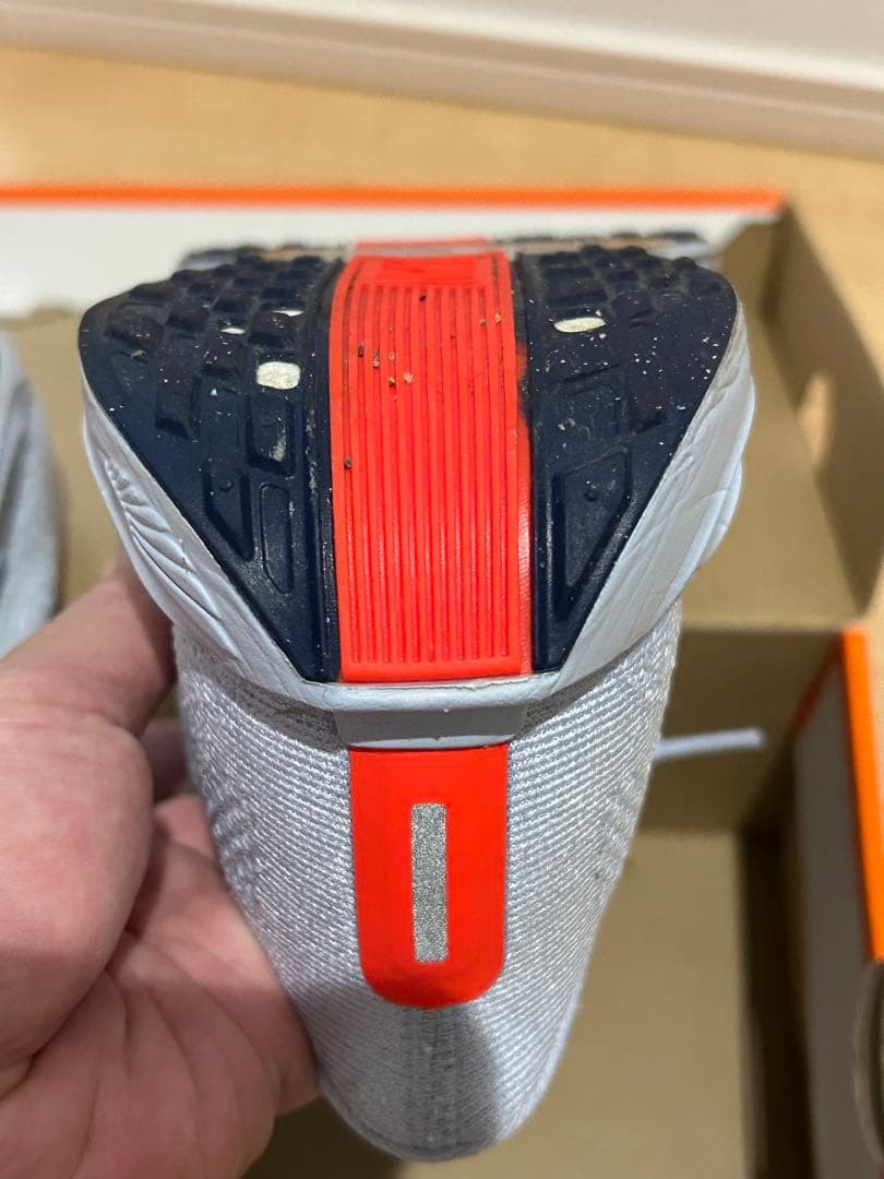 『年末値下げ』Nike Pegasus plus 25.5cm グレー/オレンジ