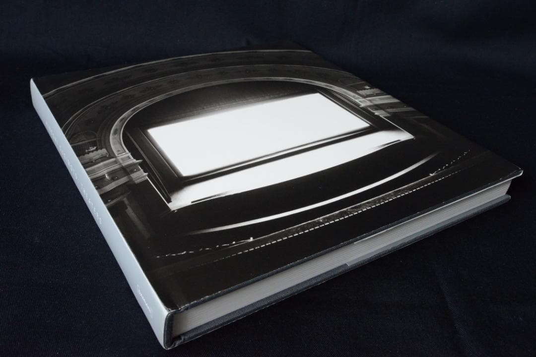 Hiroshi Sugimoto: Theaters｜杉本博司★再値下げしました