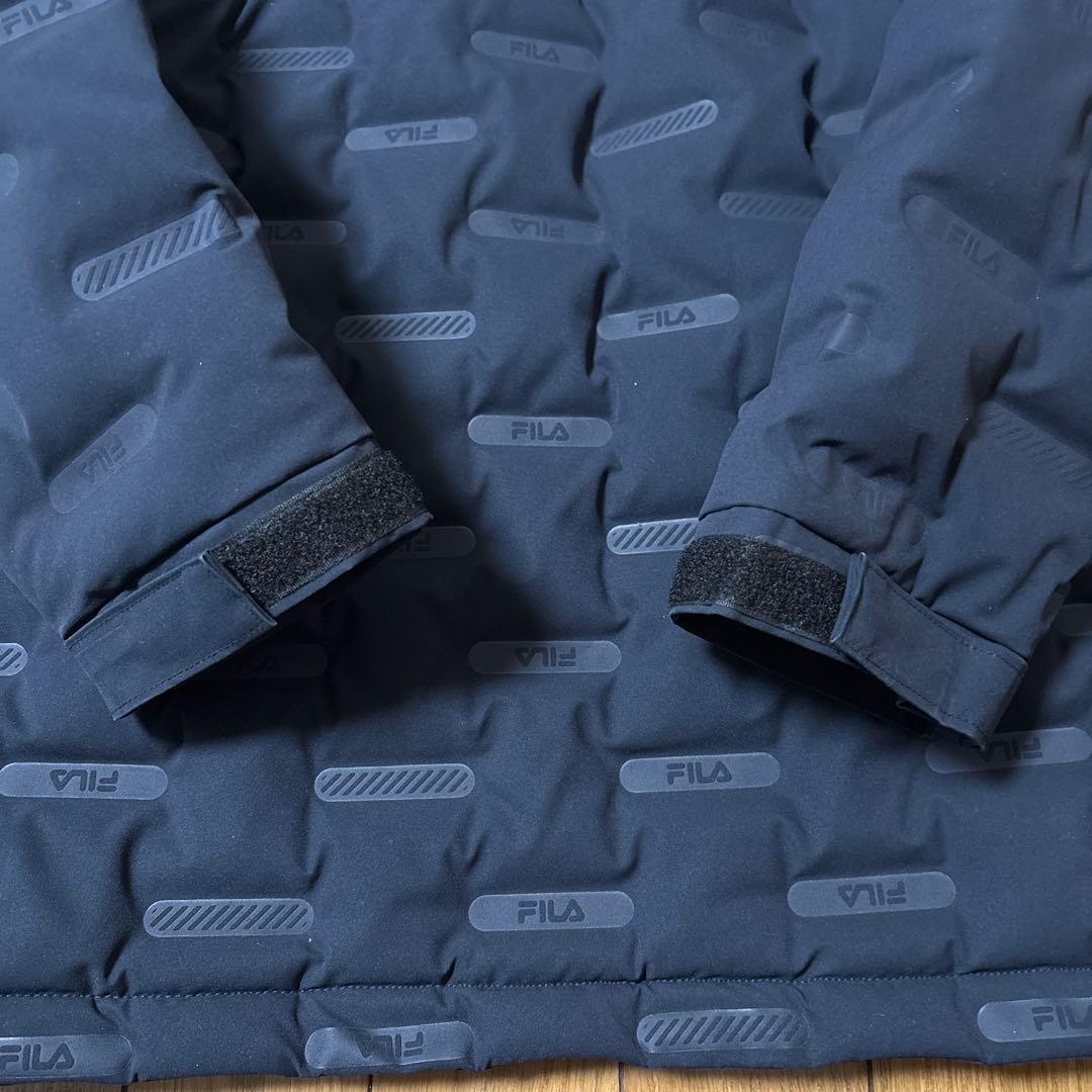 FIRAフィラ　蓄熱アルミジャケット　ジップアップパーカージャケットMレディース