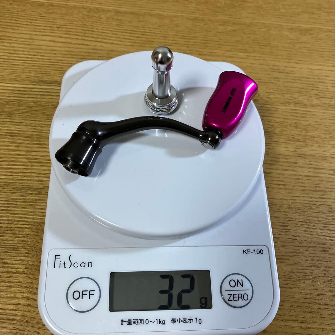 美品　ダイワ用　50mm マシンカットハンドル　SLP ノブ　スタンド