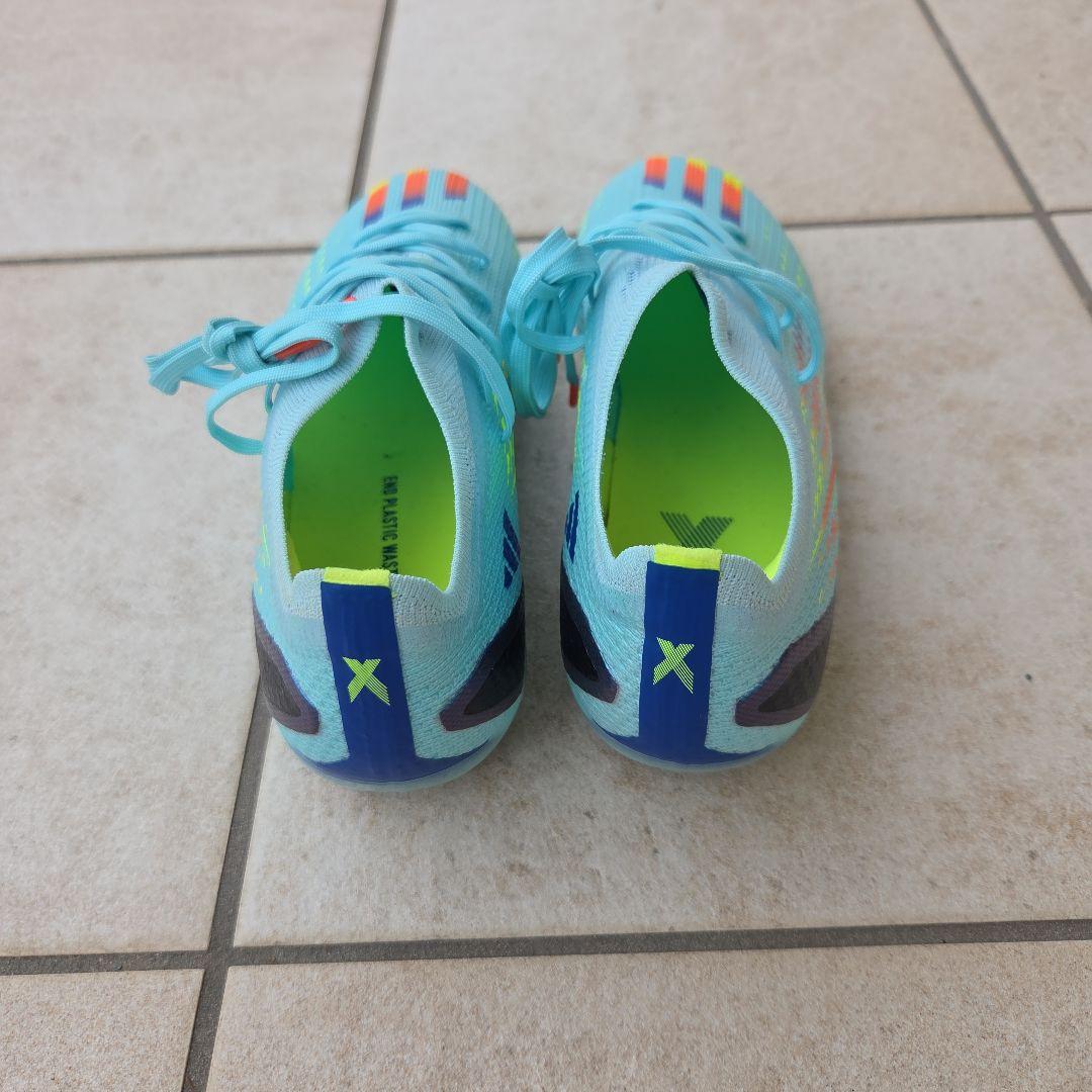 サッカーシューズ アディダス　25.5センチ