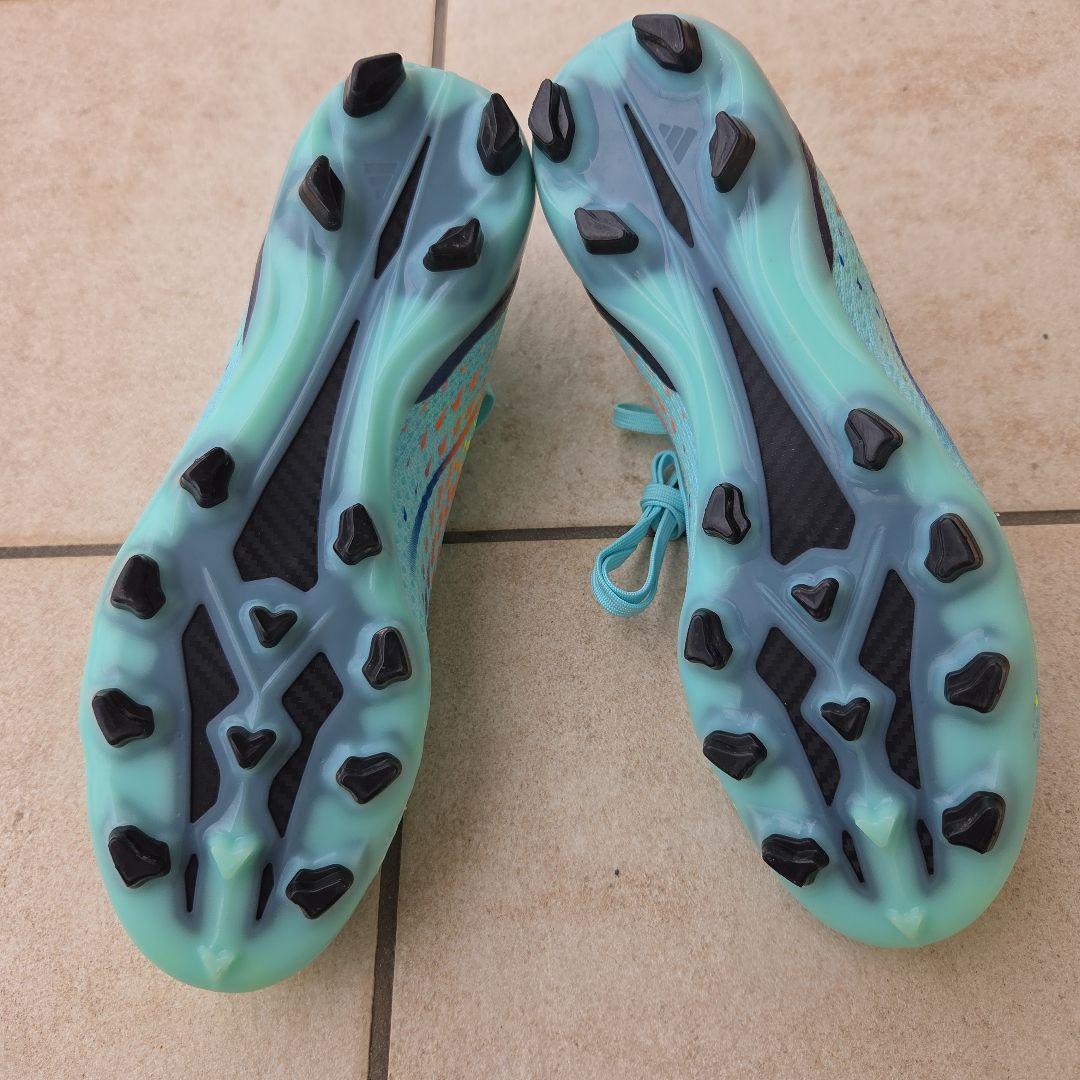 サッカーシューズ アディダス　25.5センチ