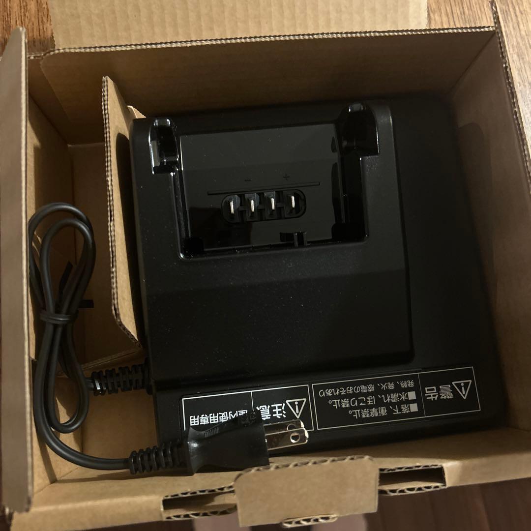 Panasonic NKJ075Z バッテリー充電器 未使用