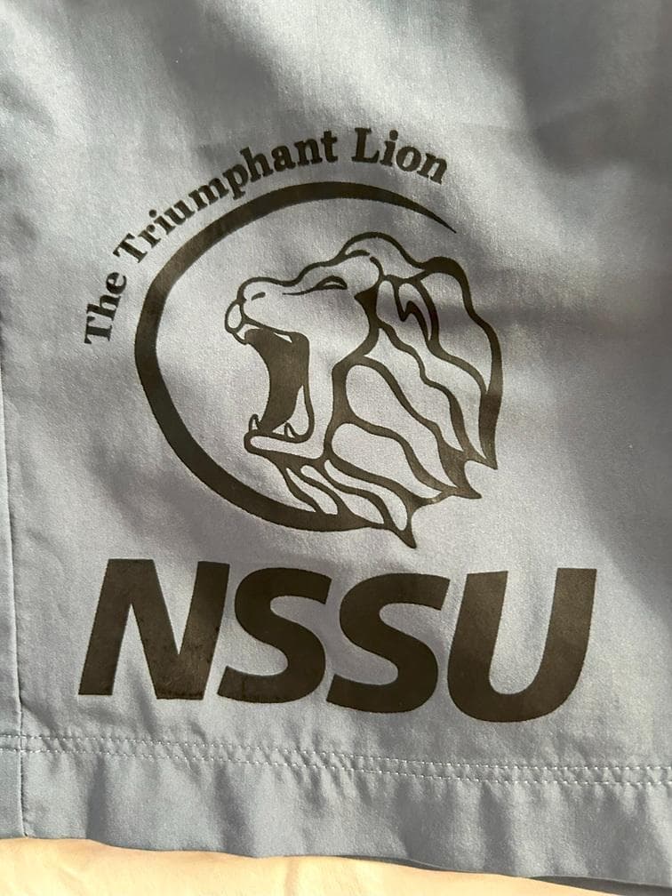 ★超カッコいいデザイン！NSSU 日本体育大学 ショートパンツ（ハーフパンツ）★