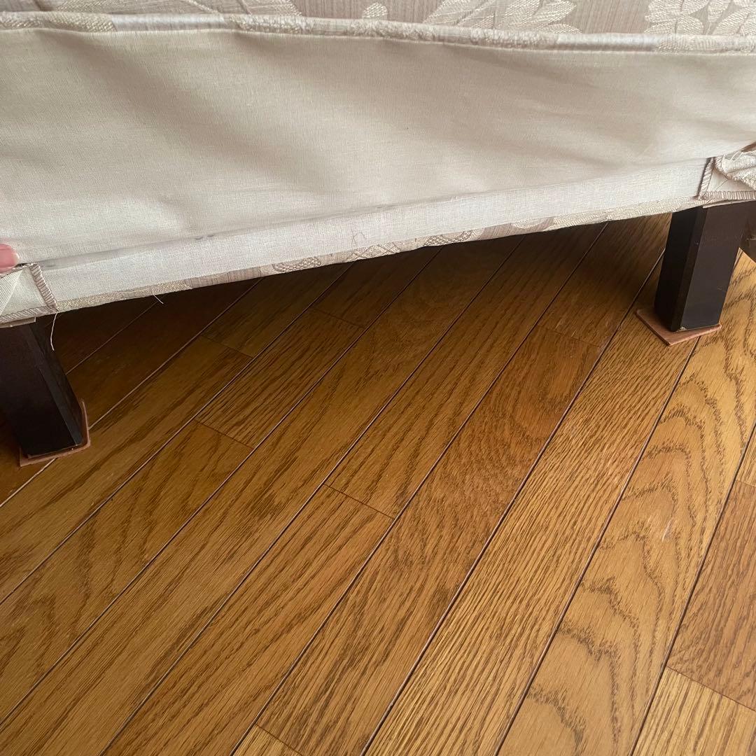 トーマスビル　1人掛けソファ　ロココ調