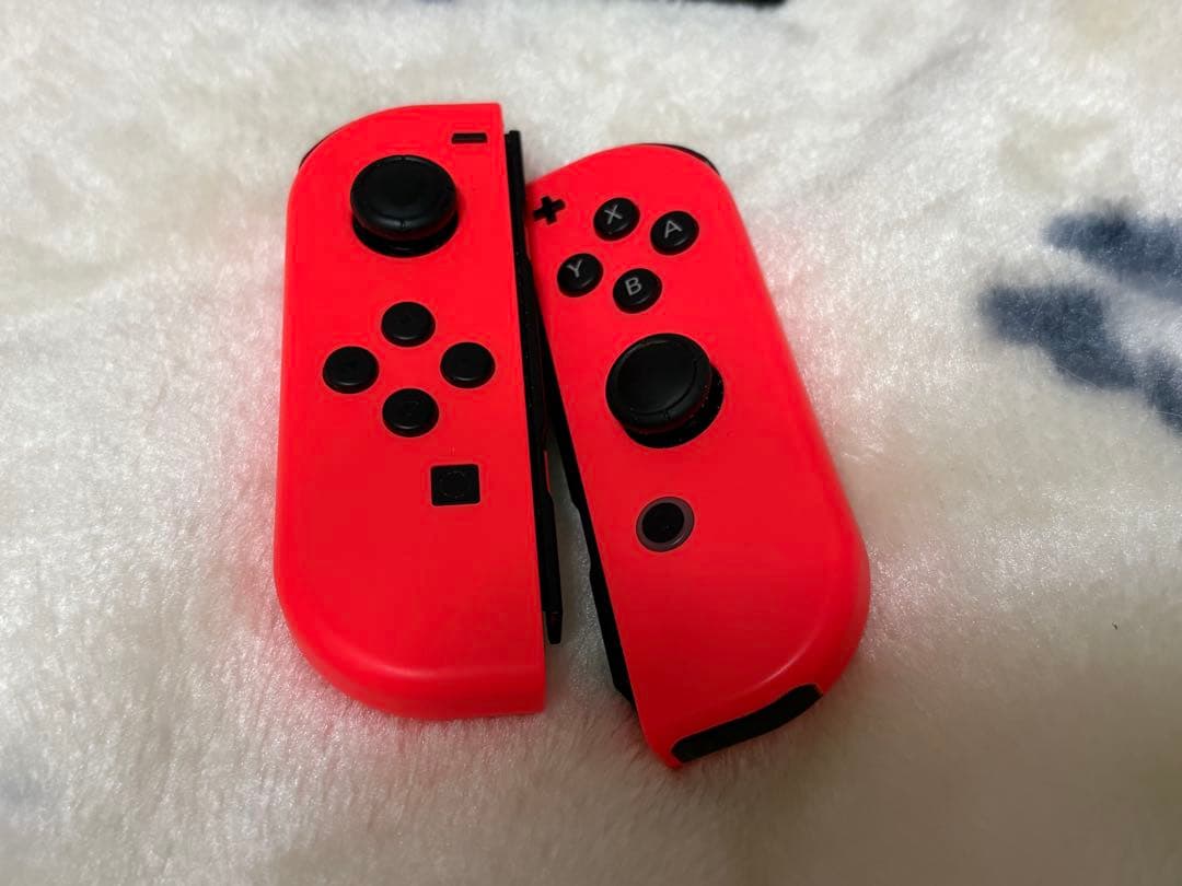 任天堂Switch 本体＋ゲームソフト2本＋SDカード256GB