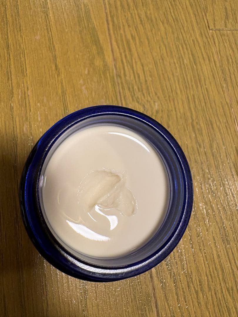 値下げしました【ニールズヤード】フランキンセンスインテンスリフトクリーム50ml