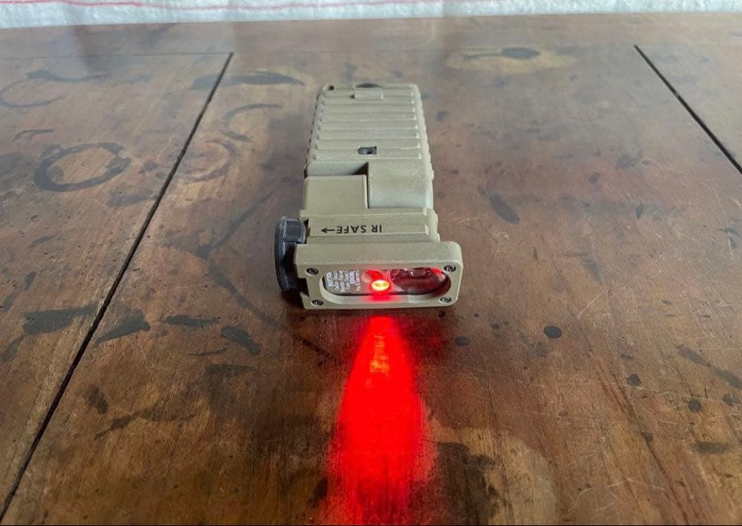 ピカードSidewinderマルチライト IR機能付き 2個