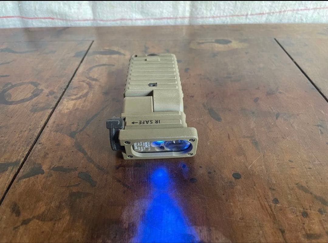 ピカードSidewinderマルチライト IR機能付き 2個