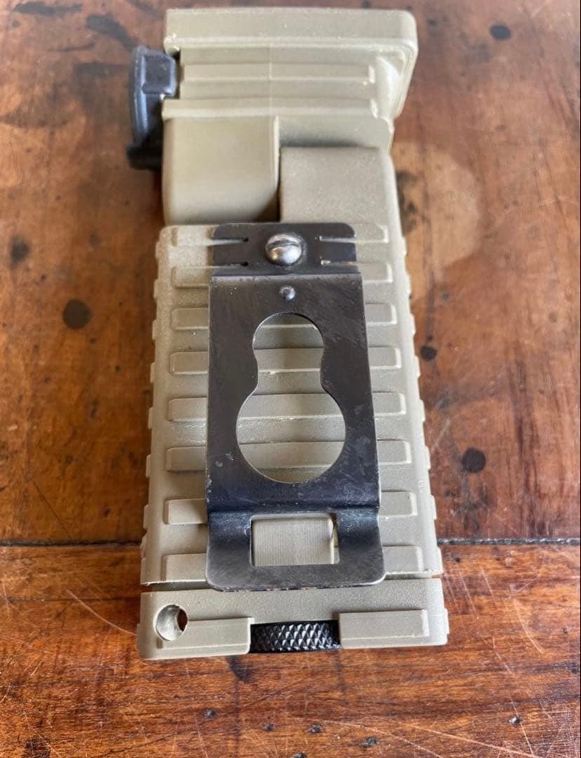 ピカードSidewinderマルチライト IR機能付き 2個