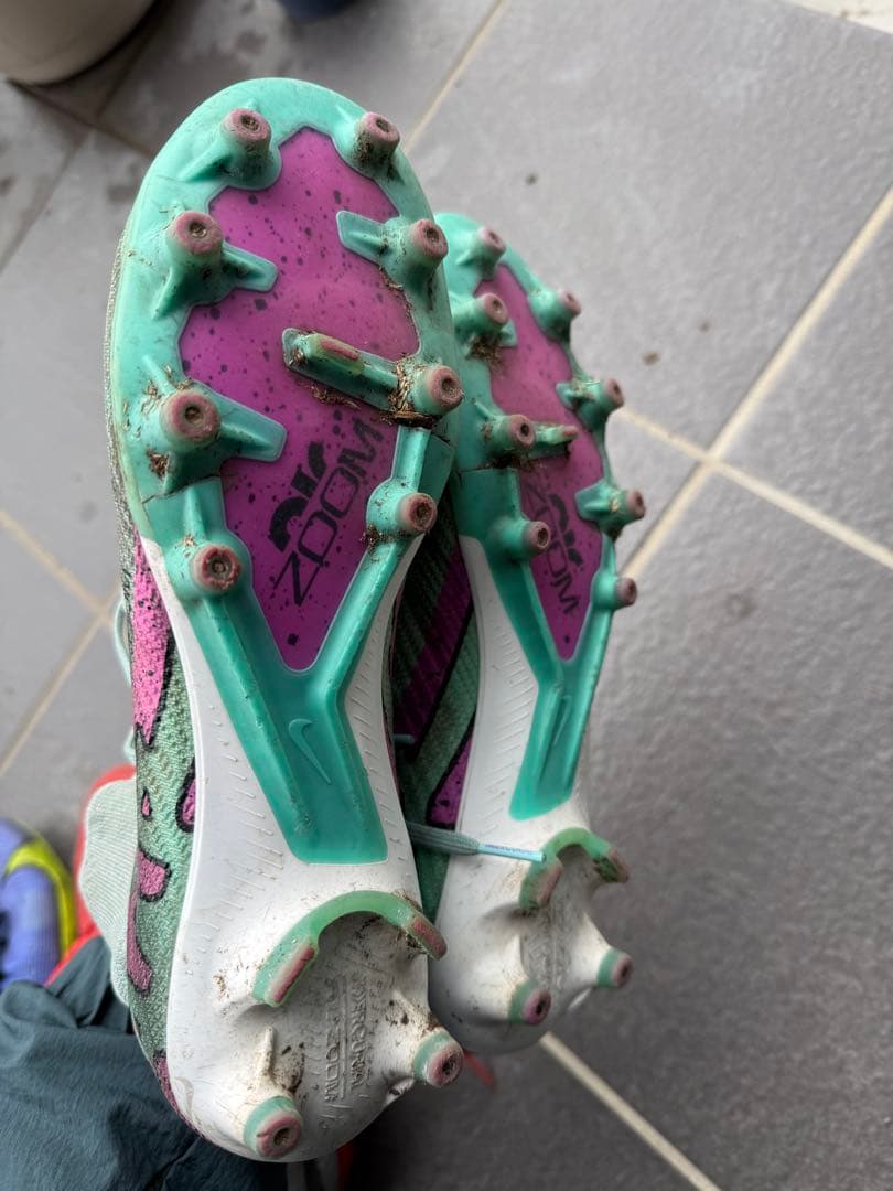 NIKE サッカースパイクセット　26.5