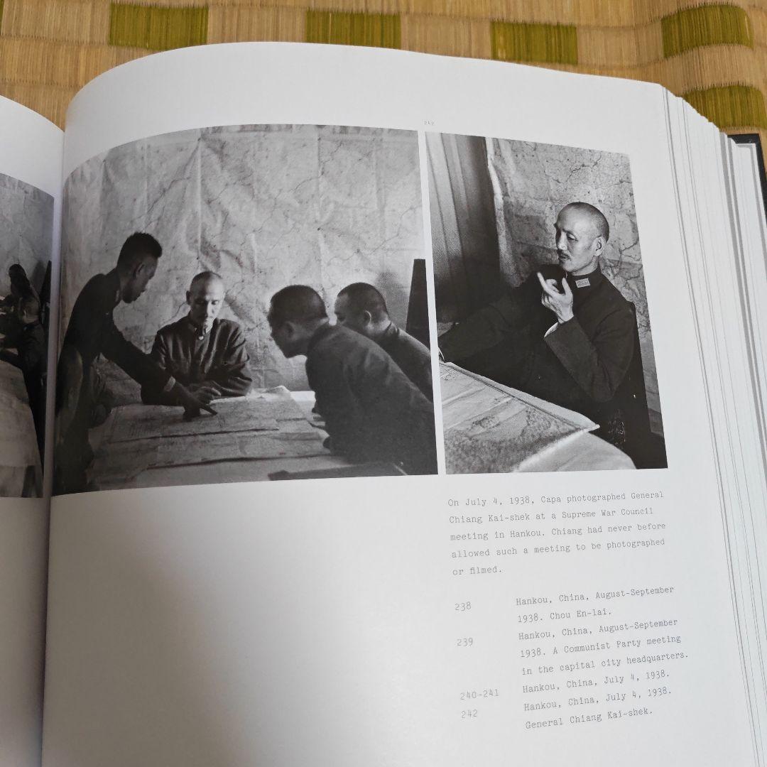 ロバート・キャパ写真集　 決定版コレクション　英語