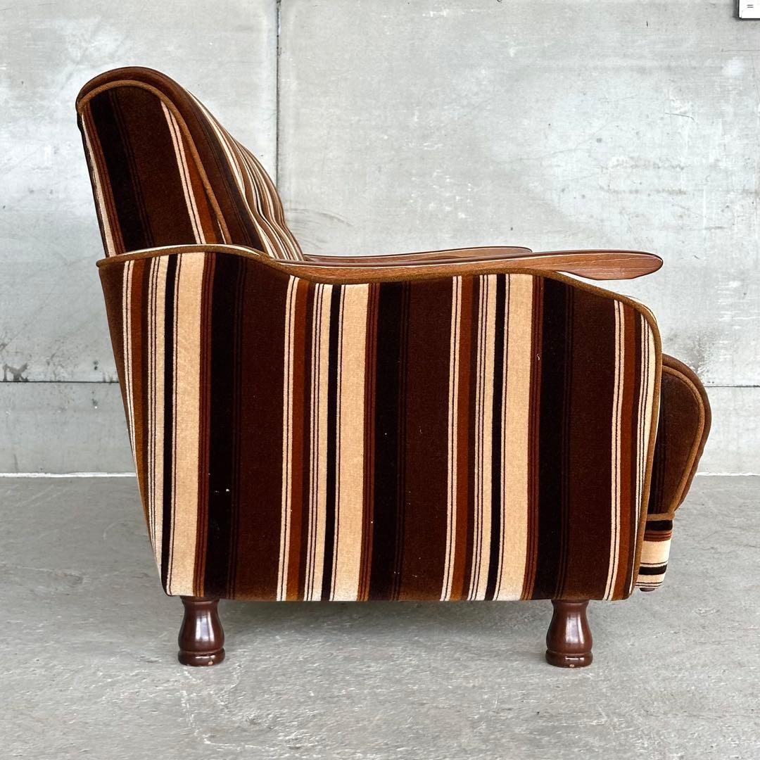 ★昭和レトロ★ 2人掛けソファ ストライプベロア 木肘 応接チェア 純喫茶風