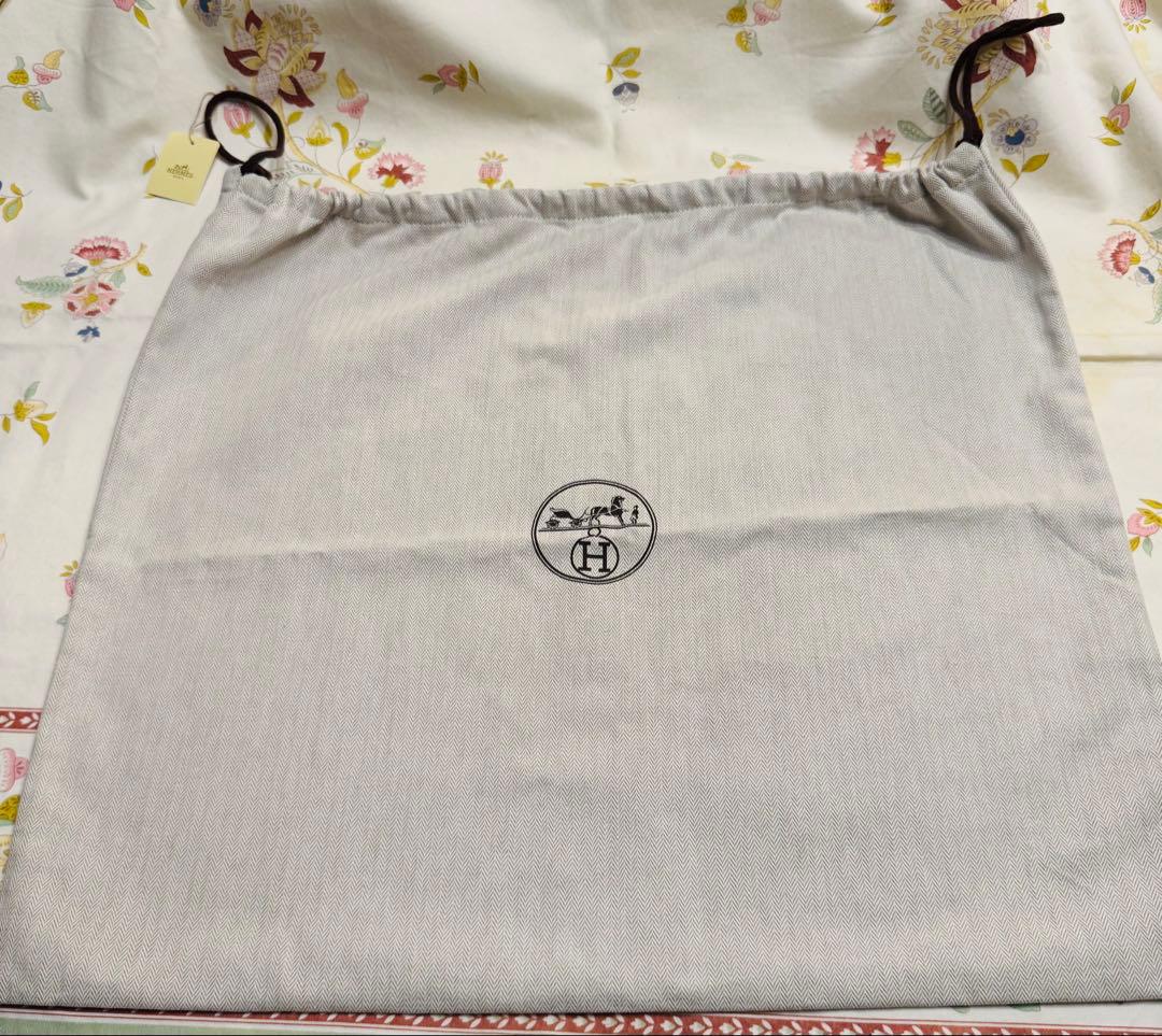 新品未使用タグ付 HERMES ヘリンボーン保存袋