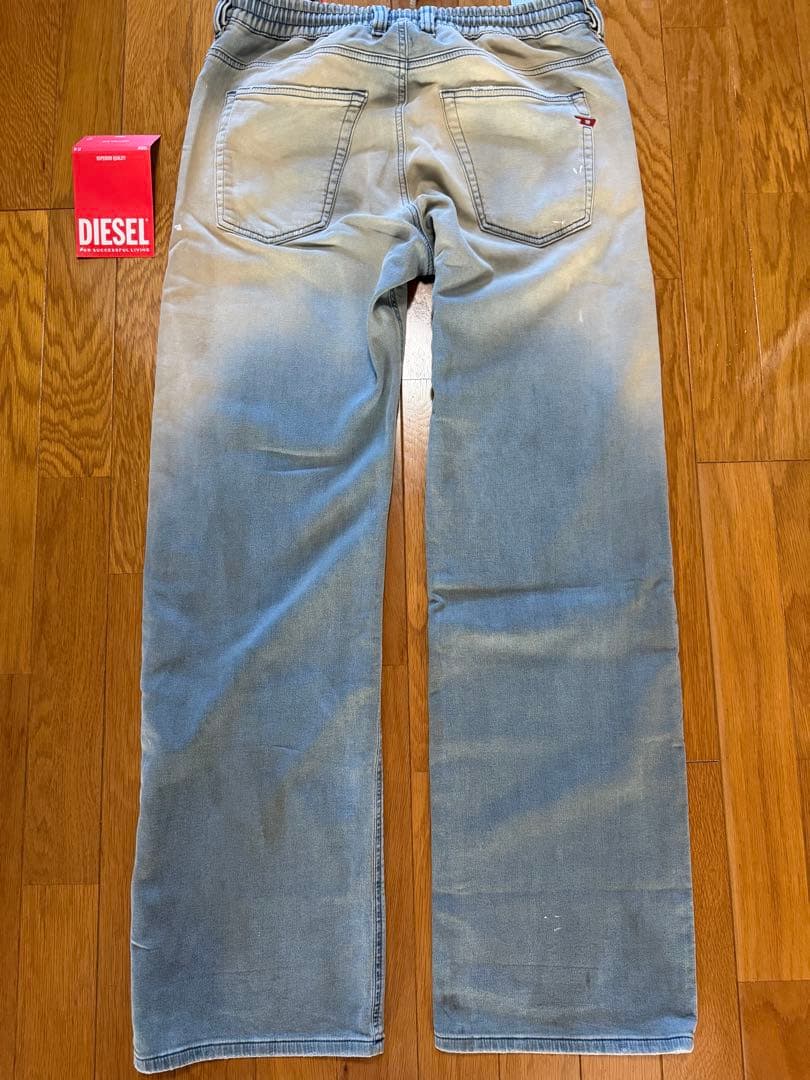DIESELメンズデニムパンツ ジョグジーンズ 2080 D-REEL JOGG