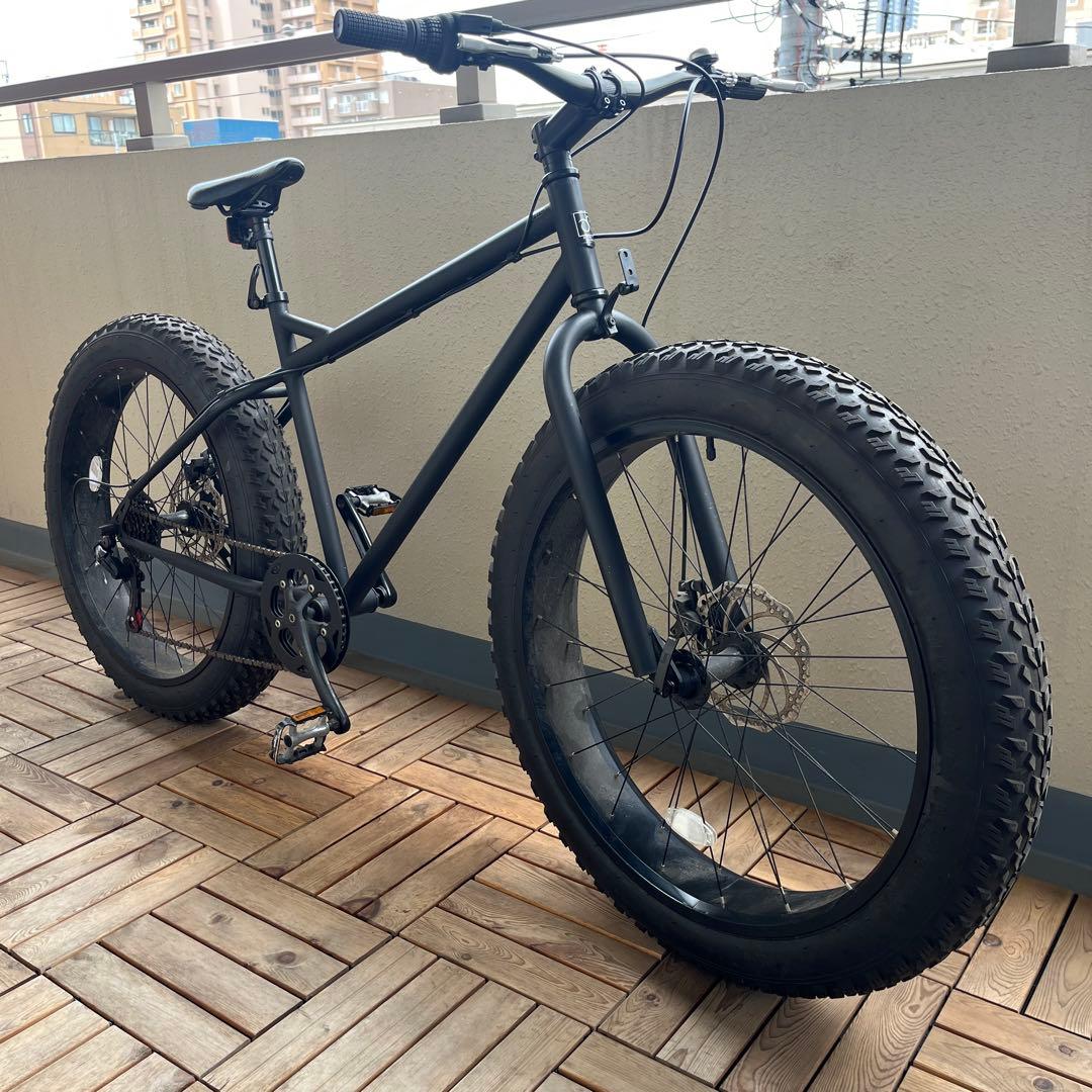 ファットバイク FATBIKE 26インチ 6段変速 自転車　ブラック　札幌