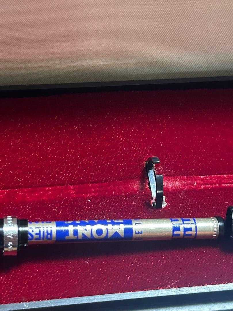 モンブラン ノック式ボールペン 690 箱付き　廃盤