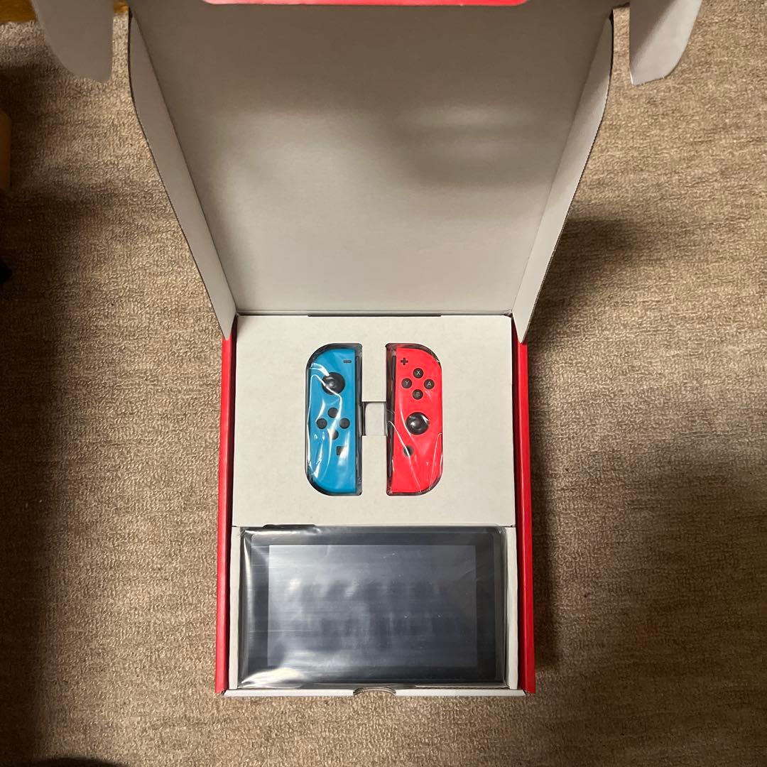 Nintendo Switch ネオンブルー/ネオンレッド　未使用