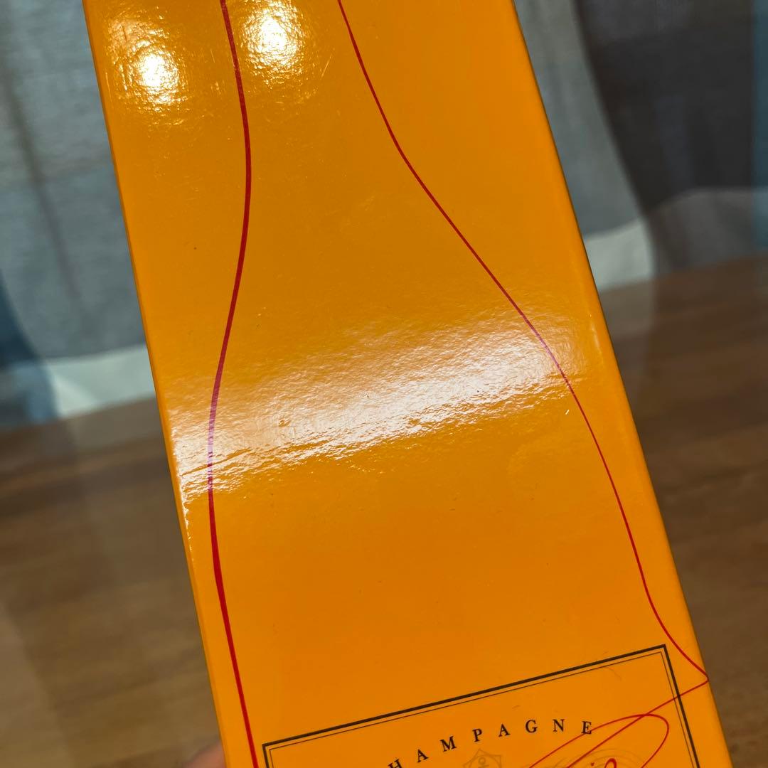 Veuve Clicquot Ponsardin シャンパン
