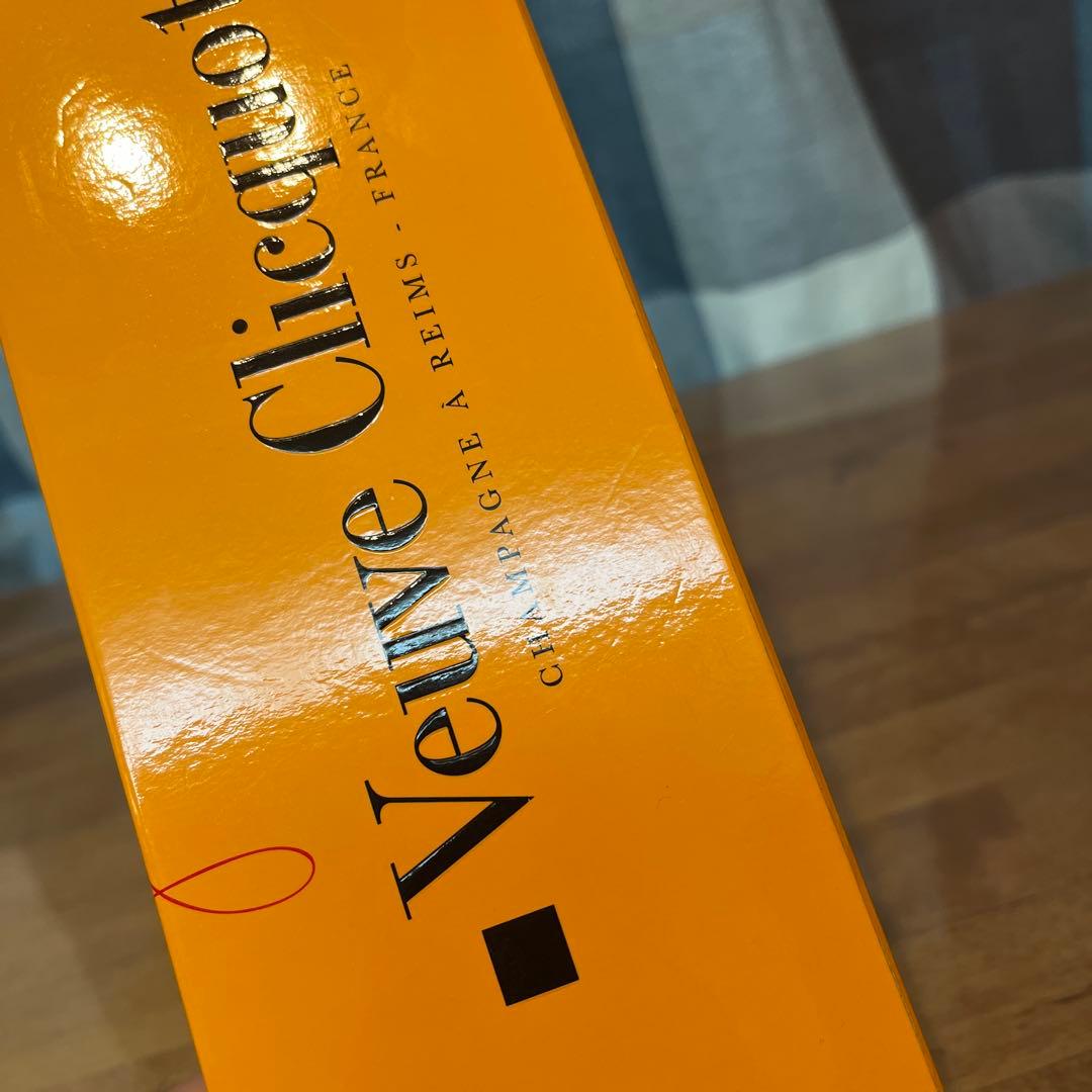 Veuve Clicquot Ponsardin シャンパン