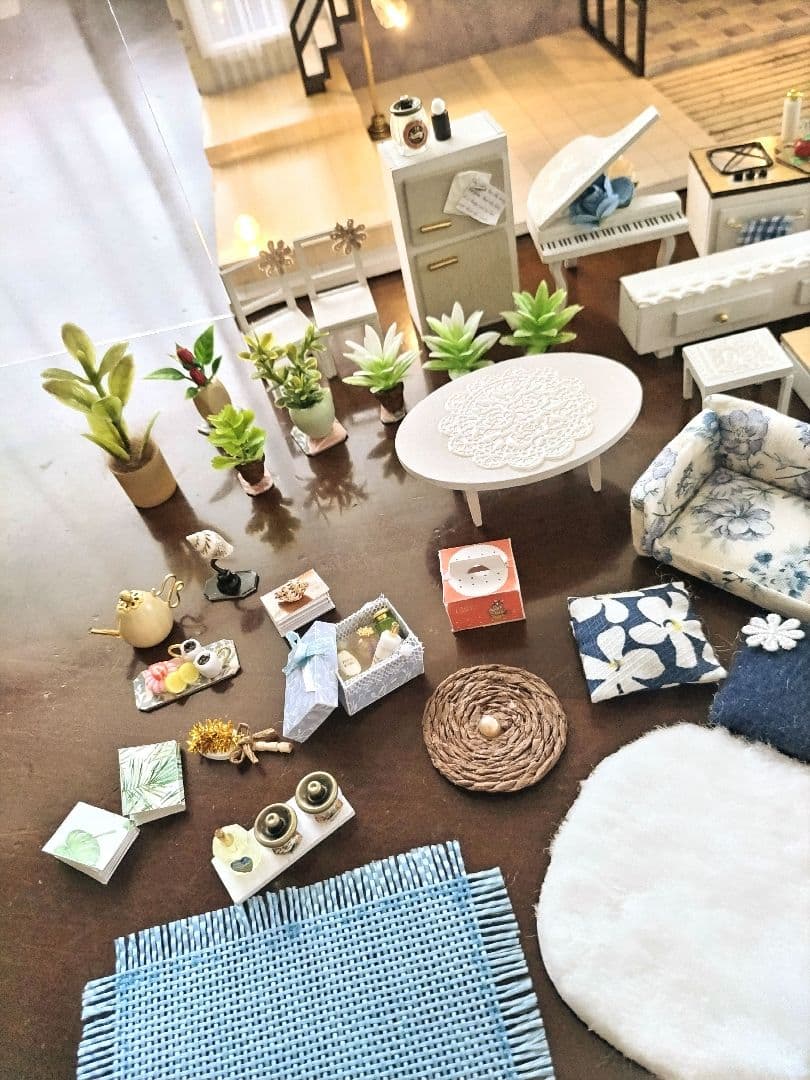 *完成品*ドールハウス 2階建て クリスマス ピアノ ホール 防塵カバー付