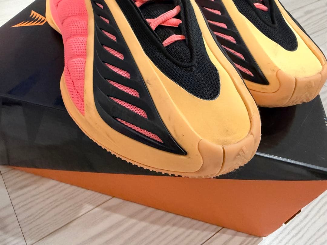 シューズ(男性用) adidas AE2