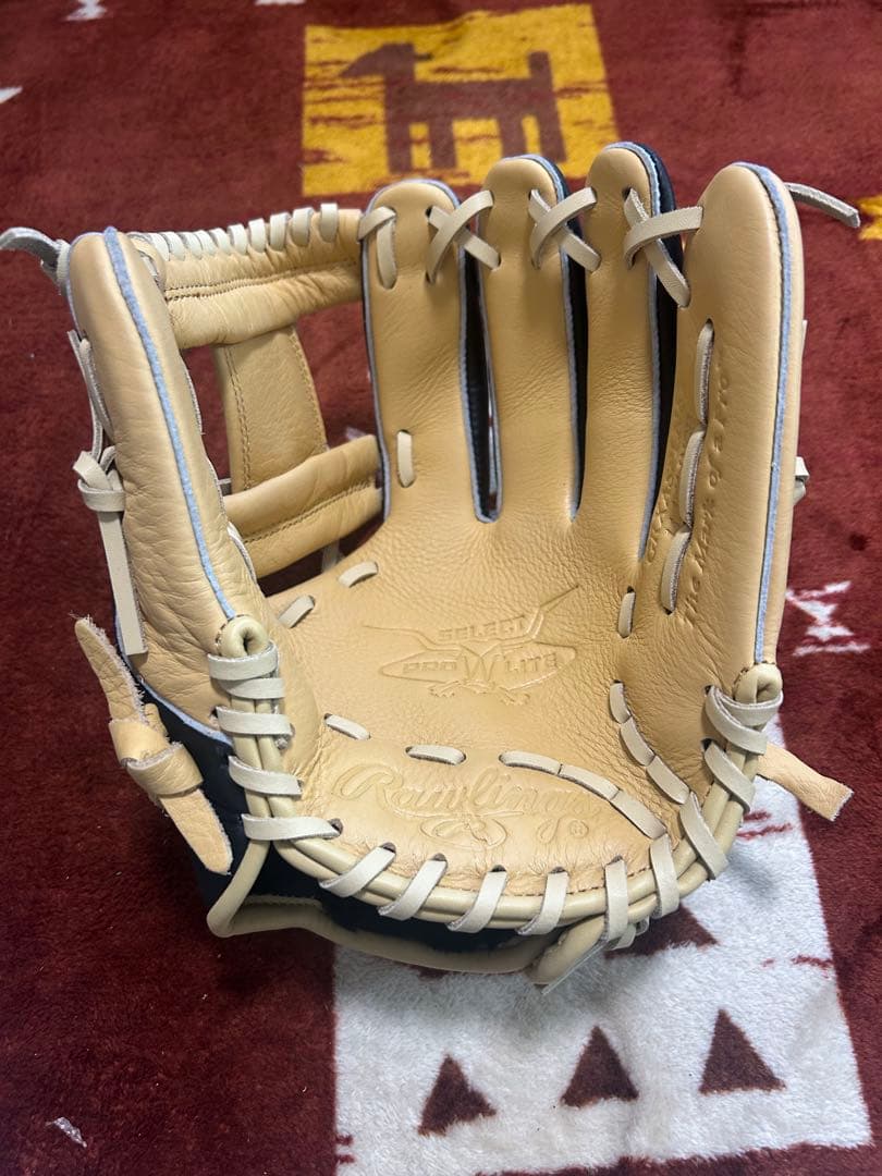 RRRローリングス　軟式　内野用グローブ