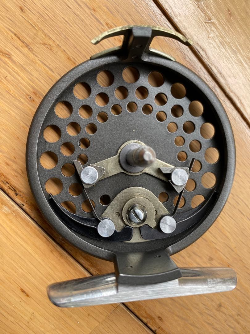 オービス　ORVIS CFOⅢ オリジナルケース付き