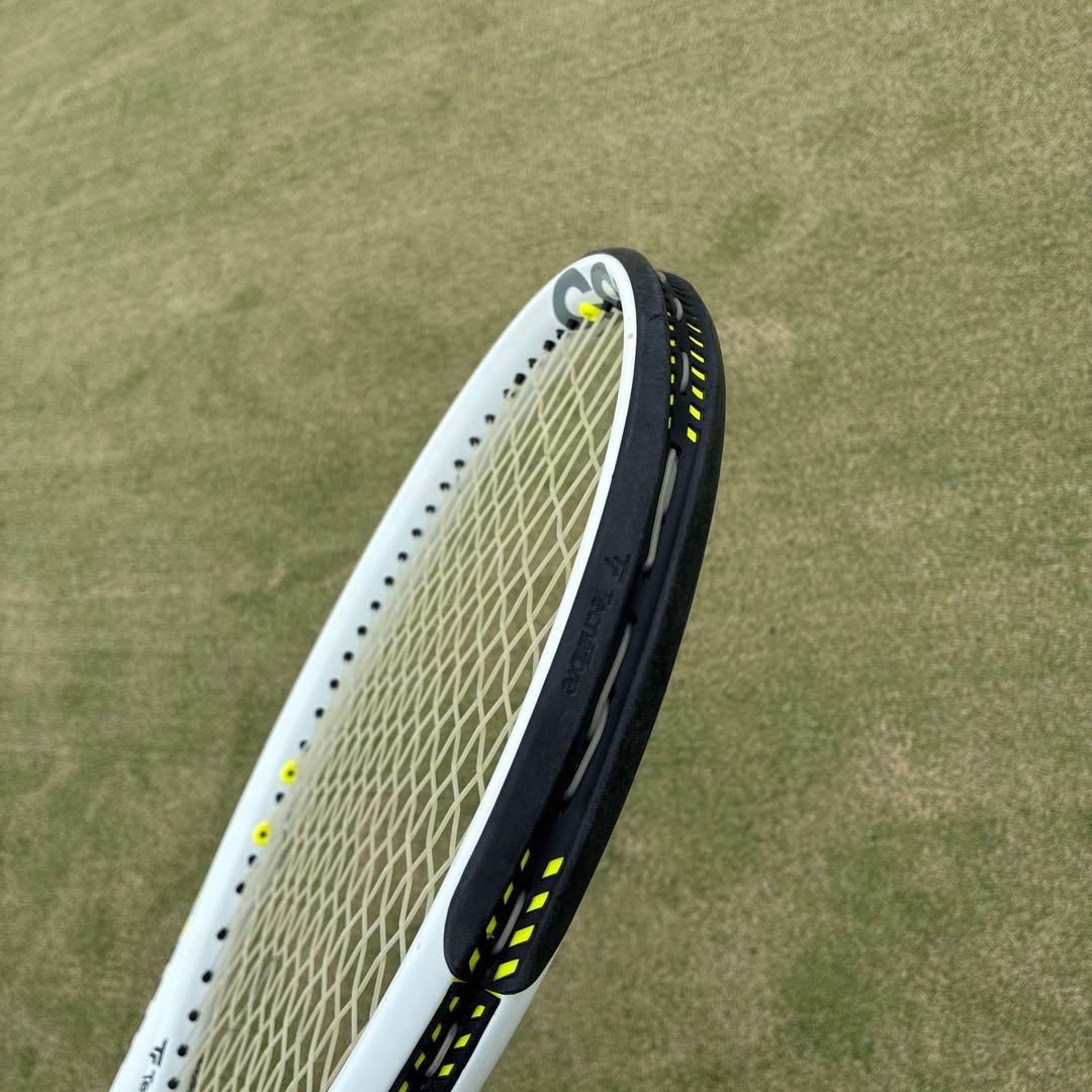 テクニファイバー TF-X1 285g グリップ2