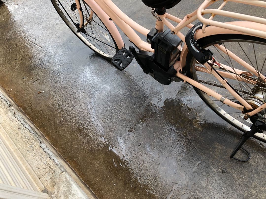 ブリヂストン新機種電動アシスト自転車poLKU26インチピンクアルミボディー