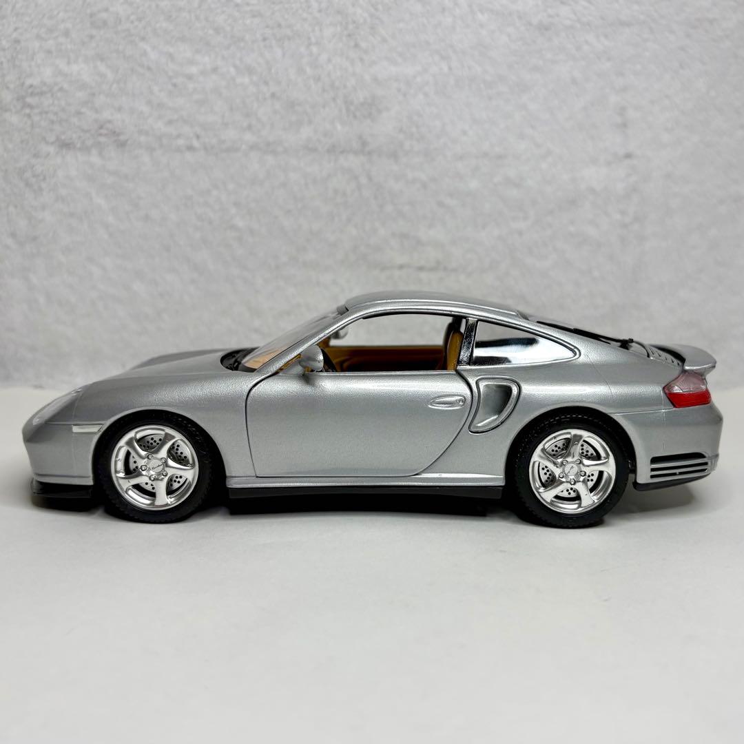 burago ポルシェ 911ターボ 1999 1/18 996ターボ