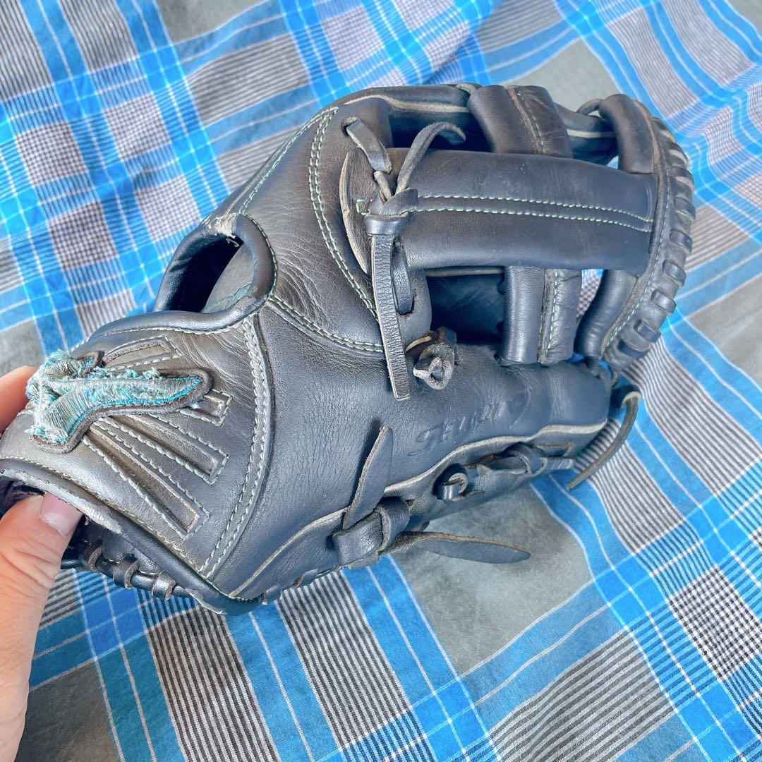 ミズノ 少年軟式グローブ 内野用 ブラック ランバードロゴ 刺繍入り 希少モデル