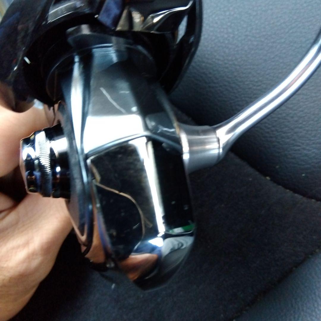 20LUVIAS LT 4000CXHスピニングリール 　おまけ付き