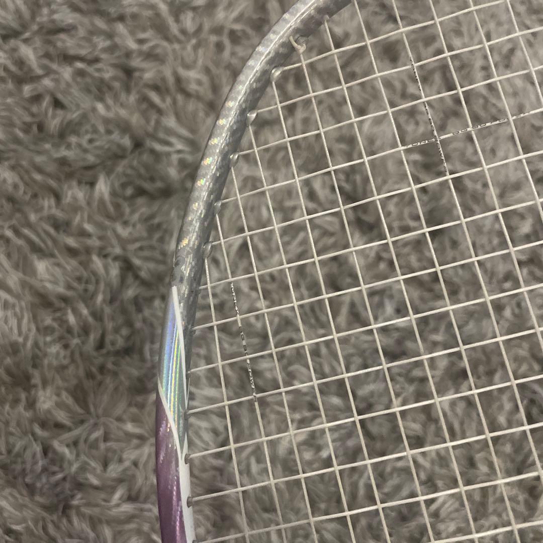 リーニン　バドミントンラケット　ピンク　初心者ジュニア