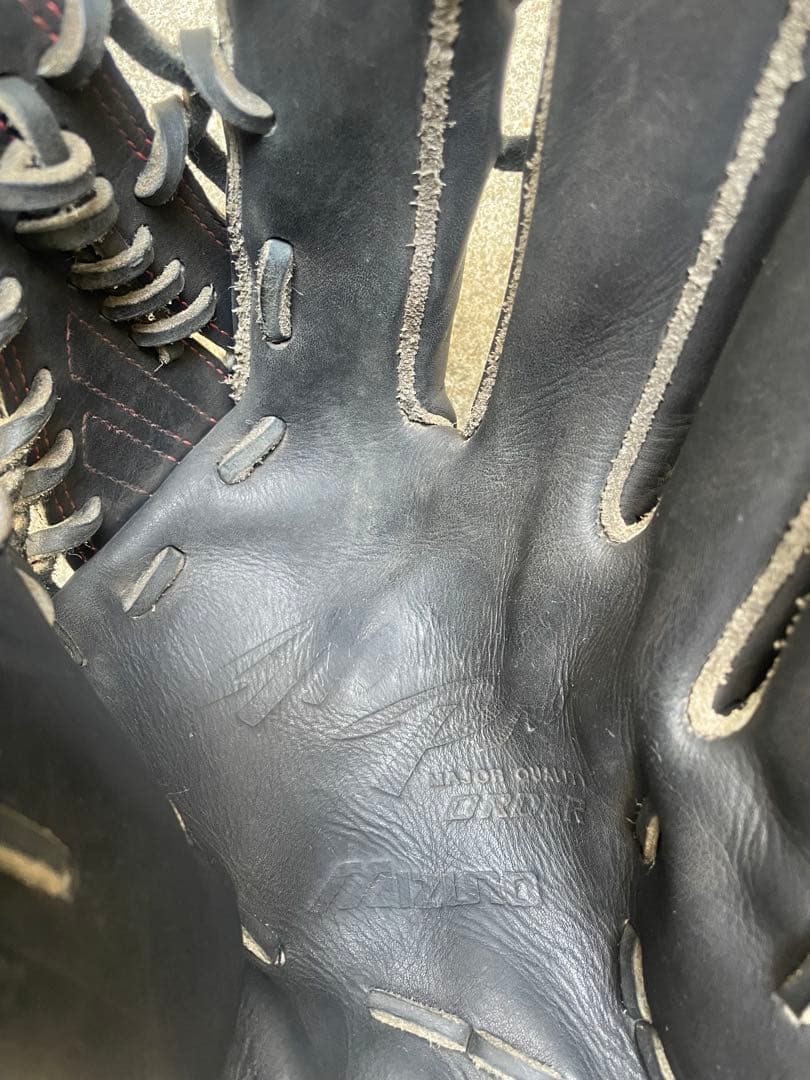 【商品値下げ中‼️一般硬式】ミズノプロオーダーグローブ　外野手用　刺繡入り