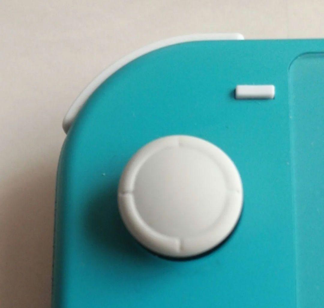 Nintendo Switch Lite まめきち＆つぶきちアロハ柄