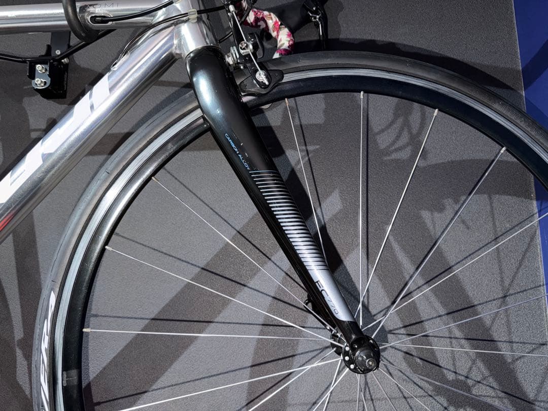 送料込 ロードバイク FUJI NAOMI Sサイズ 49 ポリッシュアルミ