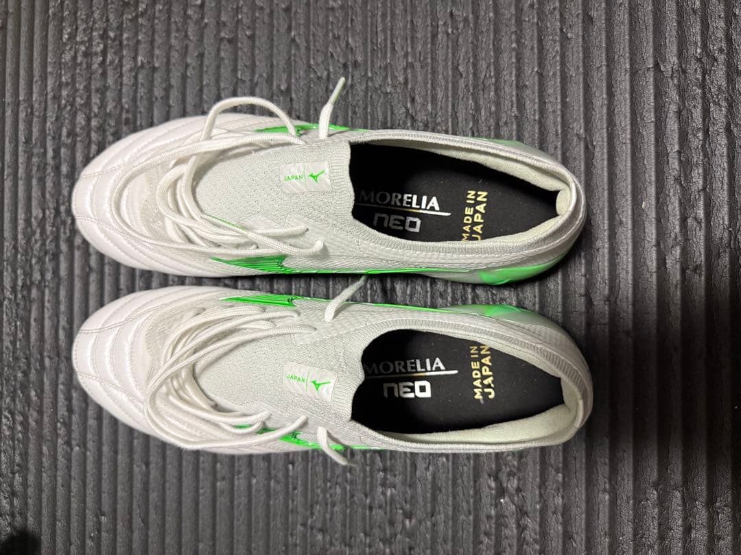 Mizuno Morelia Neo サッカーシューズ ホワイト/グリーン