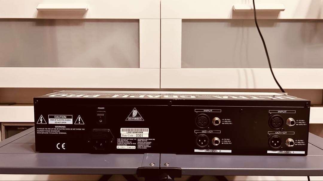 ベリンガー　GEQ3102 グラフィックイコライザー